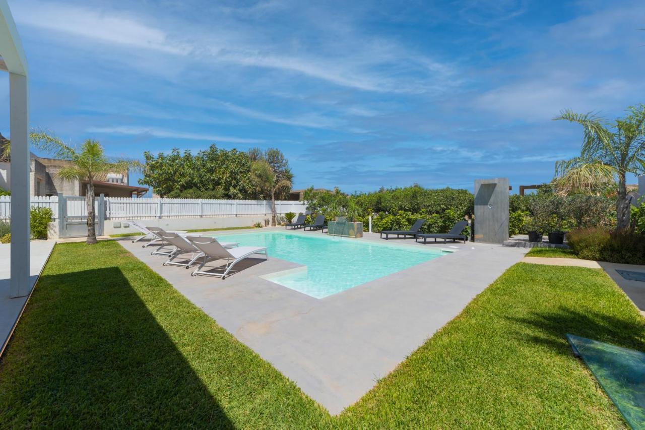 Villa White Luxury Residence Марсала Екстериор снимка