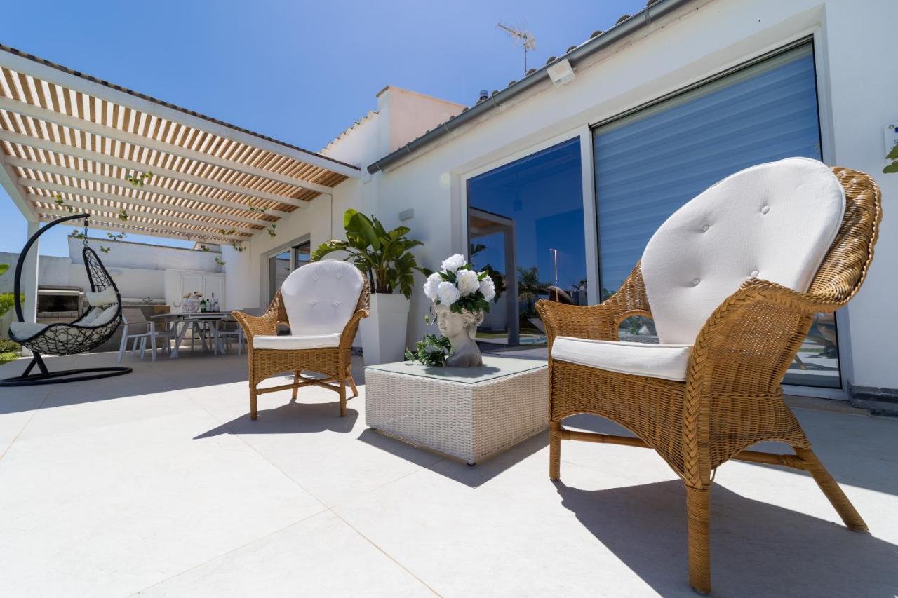 Villa White Luxury Residence Марсала Екстериор снимка
