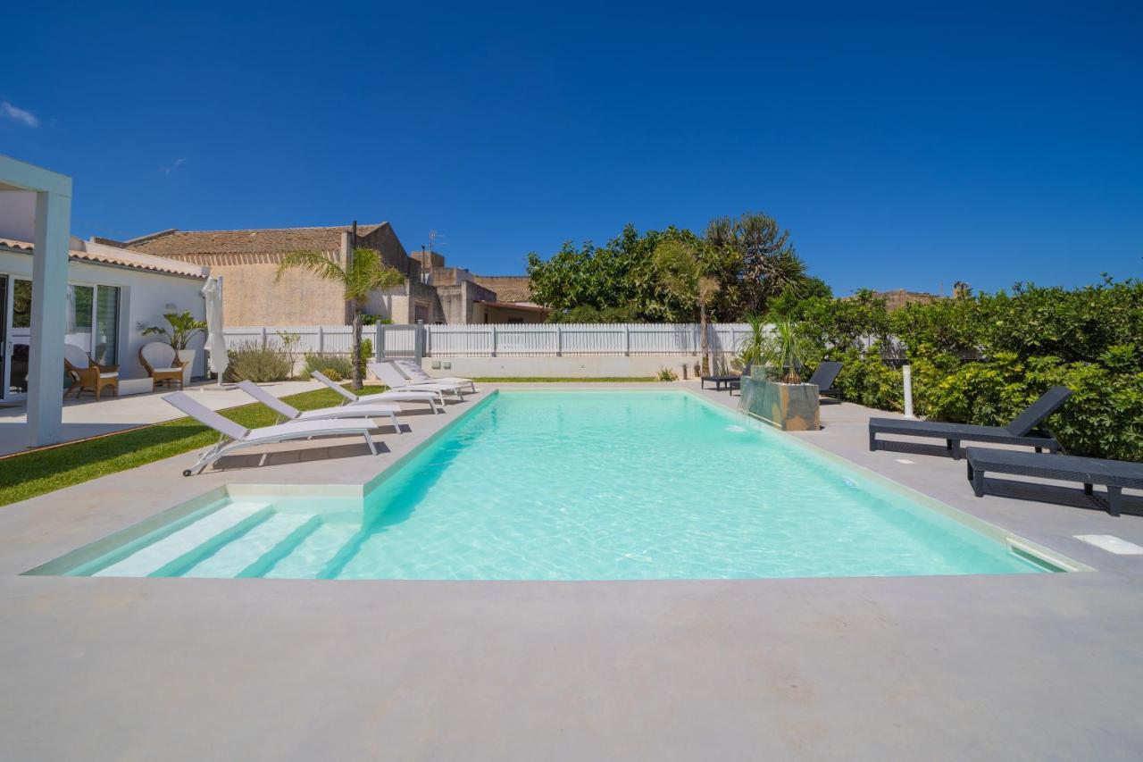 Villa White Luxury Residence Марсала Екстериор снимка